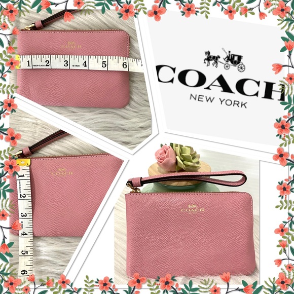 Coach Handbags - NWT COACH DUSTY MAUVE CROSSGRAIN CORNER ZIP LEATHER WRISTLET